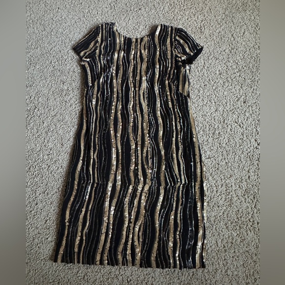 Aidan Mattox Black Lace with Silver Sequin Short Evening Dress